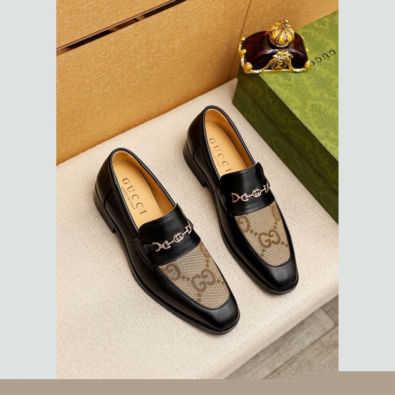 G*u*i leather shoes
